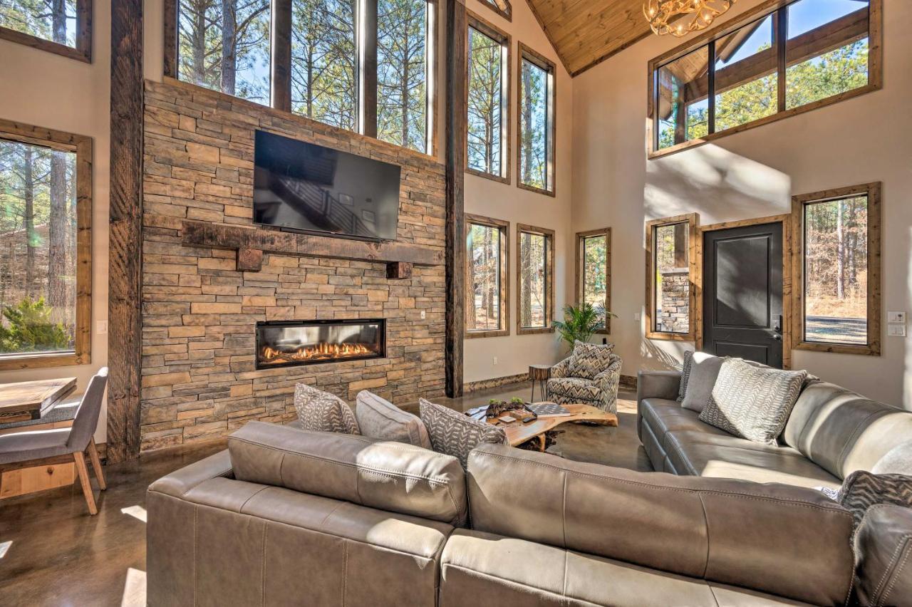 Broken Bow Lazy Dog Lodge With Hot Tub, Pool Table 외부 사진