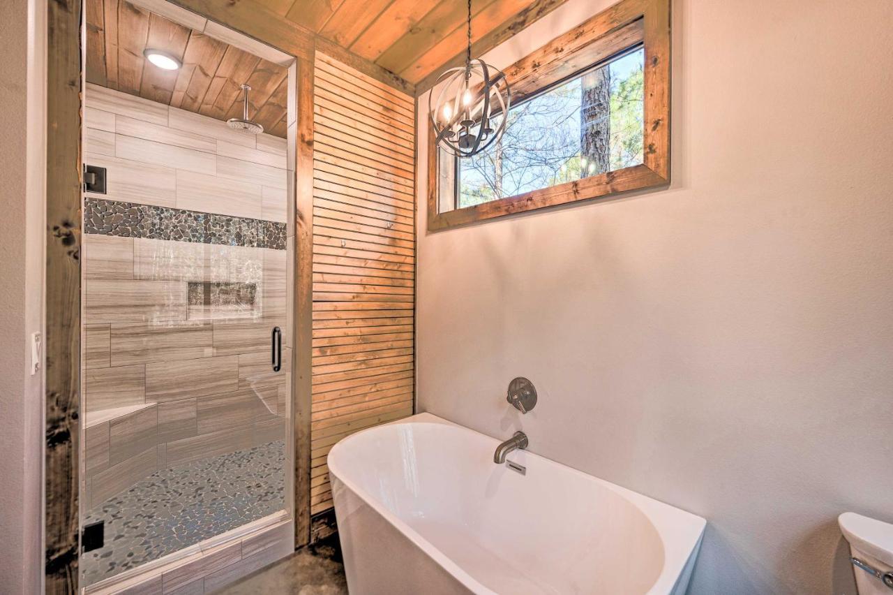 Broken Bow Lazy Dog Lodge With Hot Tub, Pool Table 외부 사진
