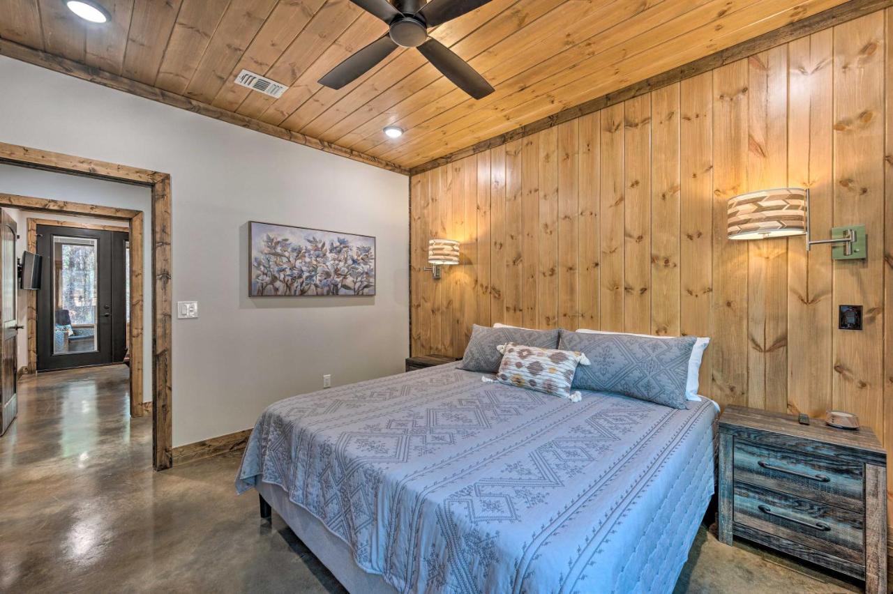 Broken Bow Lazy Dog Lodge With Hot Tub, Pool Table 외부 사진