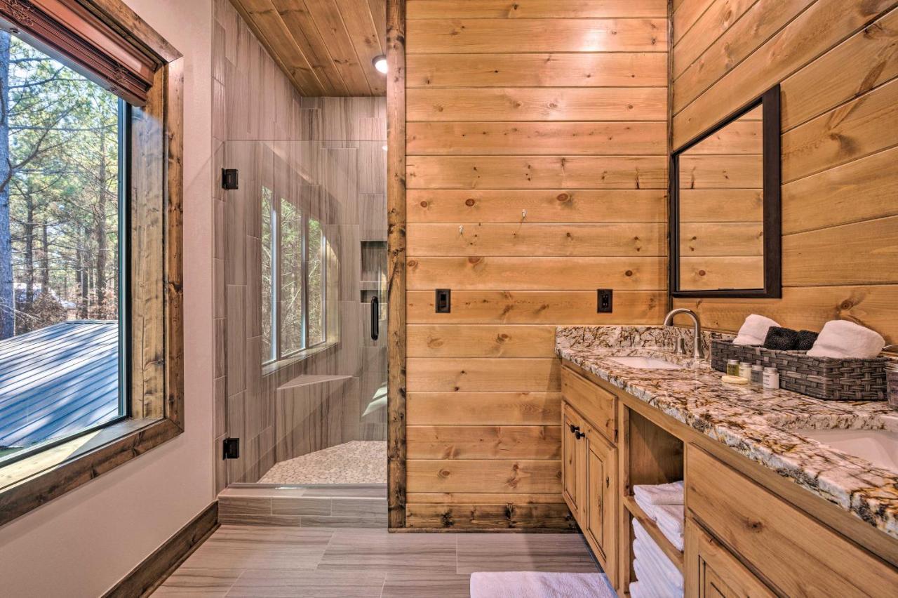 Broken Bow Lazy Dog Lodge With Hot Tub, Pool Table 외부 사진