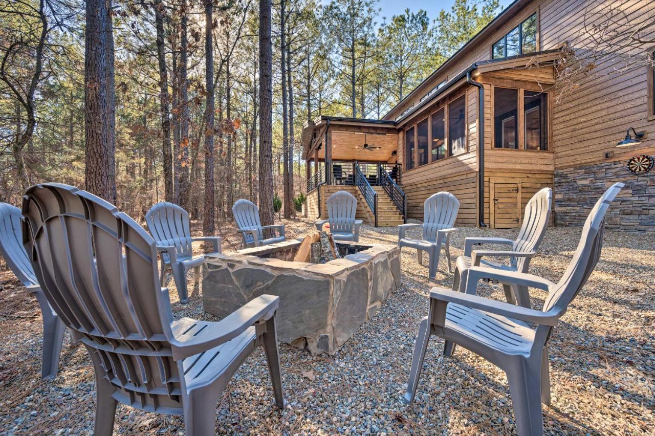 Broken Bow Lazy Dog Lodge With Hot Tub, Pool Table 외부 사진